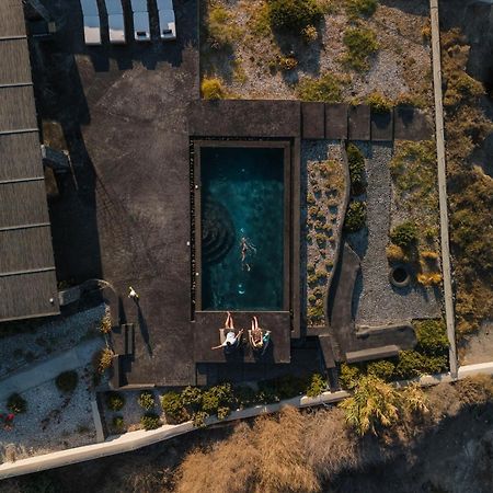 Colombos Beachfront Foinikiá Zewnętrze zdjęcie