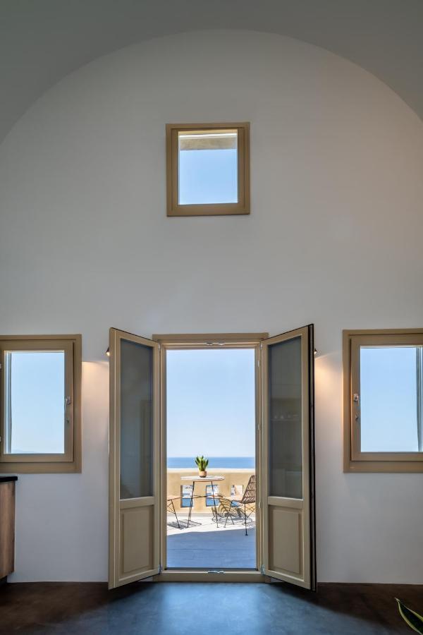 Colombos Beachfront Foinikiá Zewnętrze zdjęcie